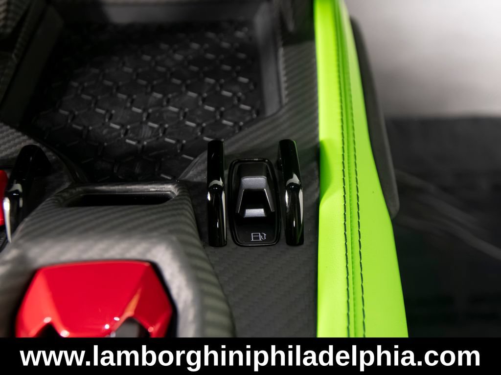 Used 2024 Lamborghini Revuelto AWD/4WD image 22