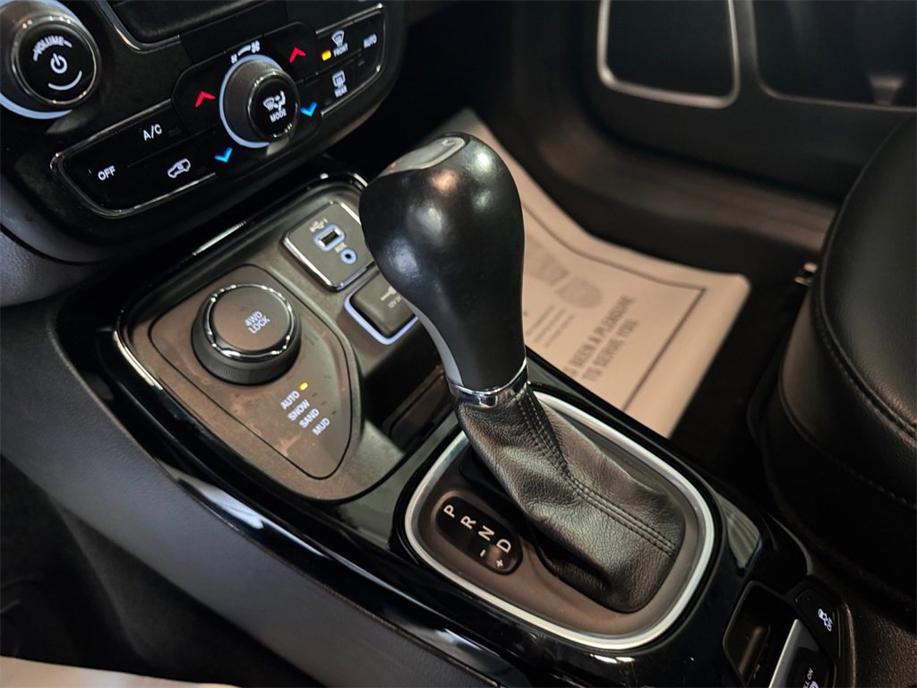 Used 2020 Jeep Compass Latitude image 21