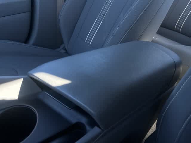 Used 2024 Hyundai Elantra SEL FWD image 29