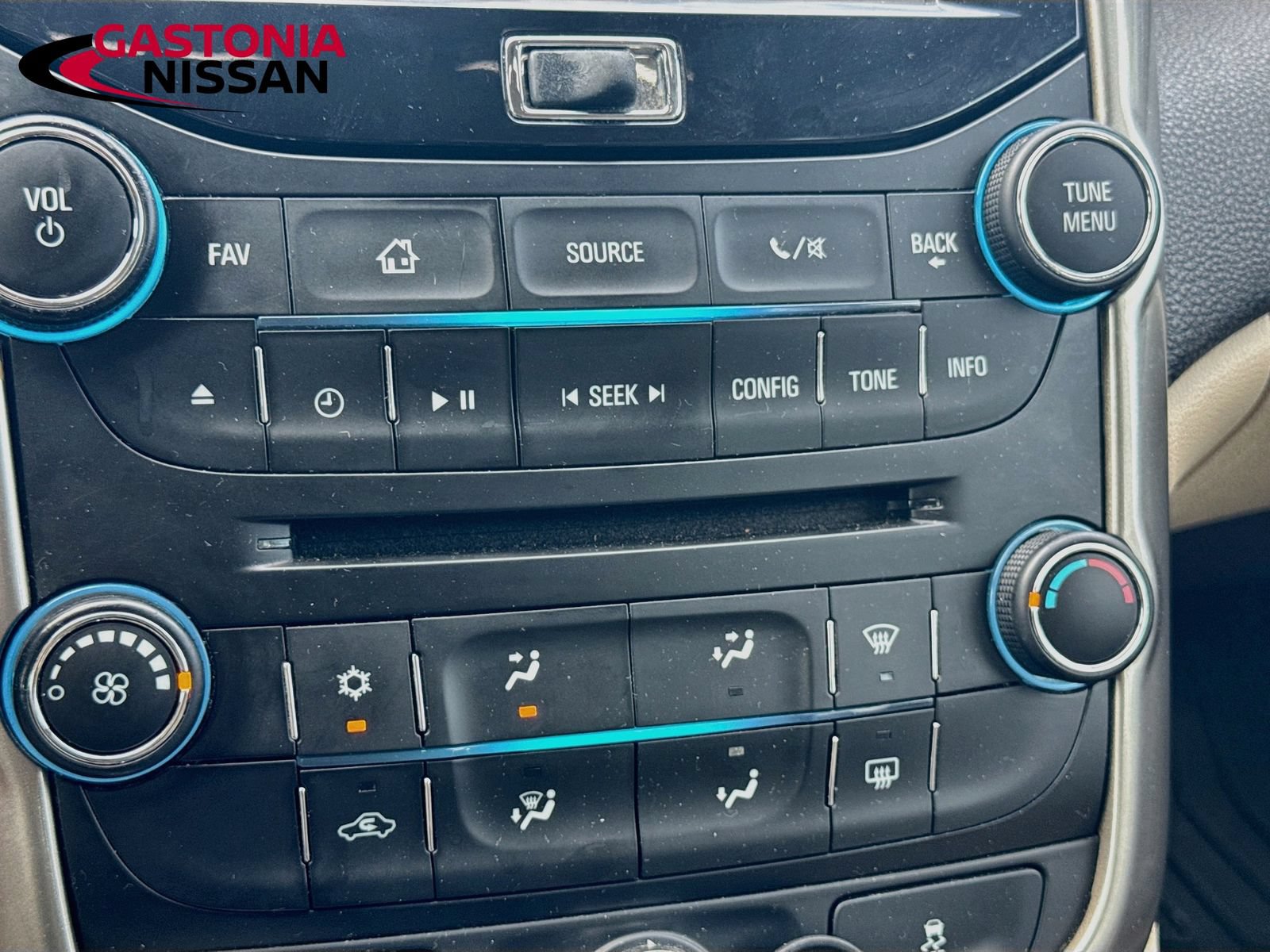 Used 2015 Chevrolet Malibu LT w/ Power Convenience Package FWD image 18