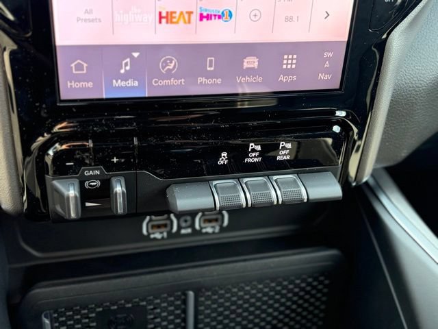 New 2026 RAM 1500 Big Horn AWD/4WD image 23