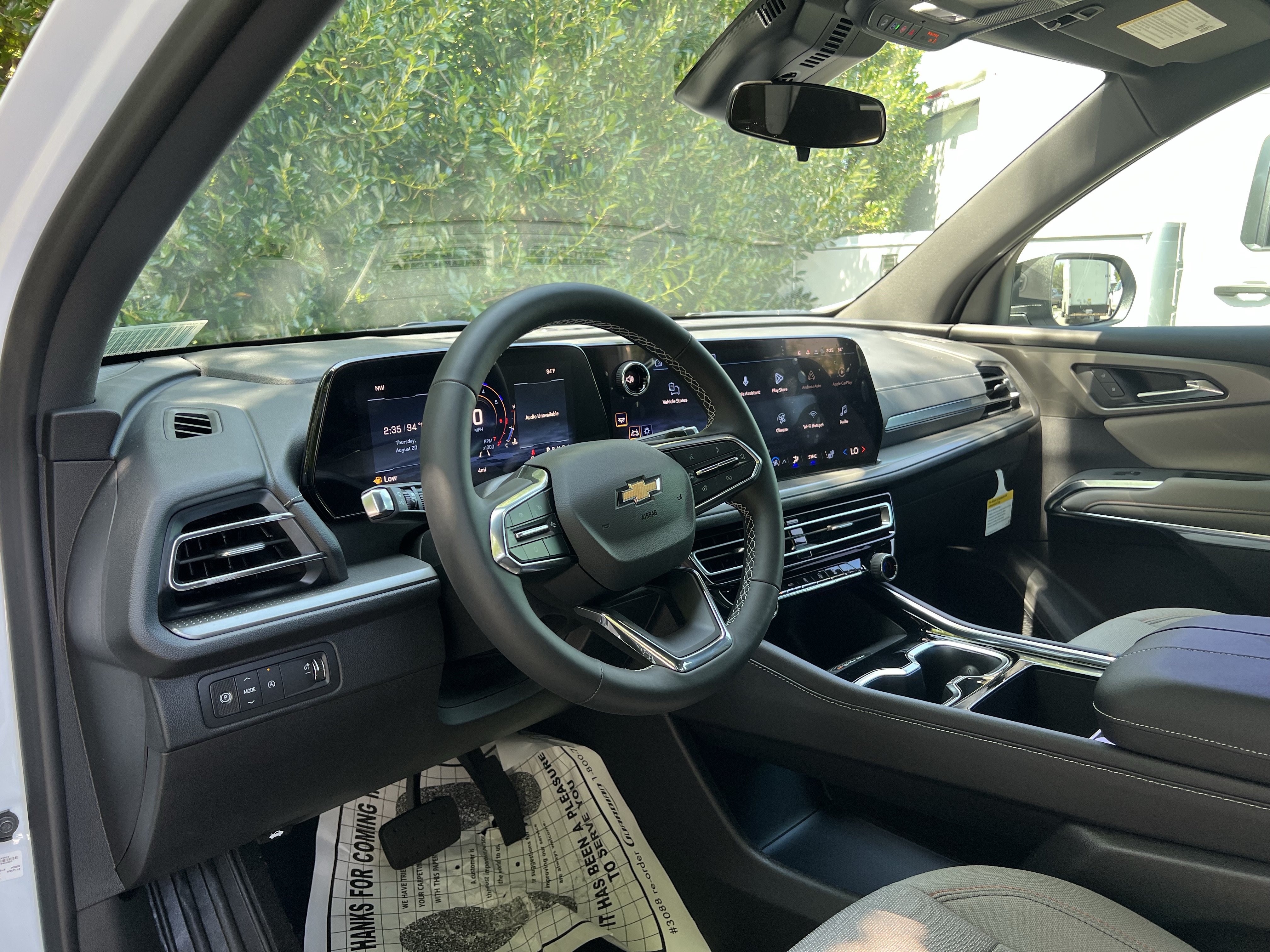New 2027 Chevrolet Traverse LT FWD image 16