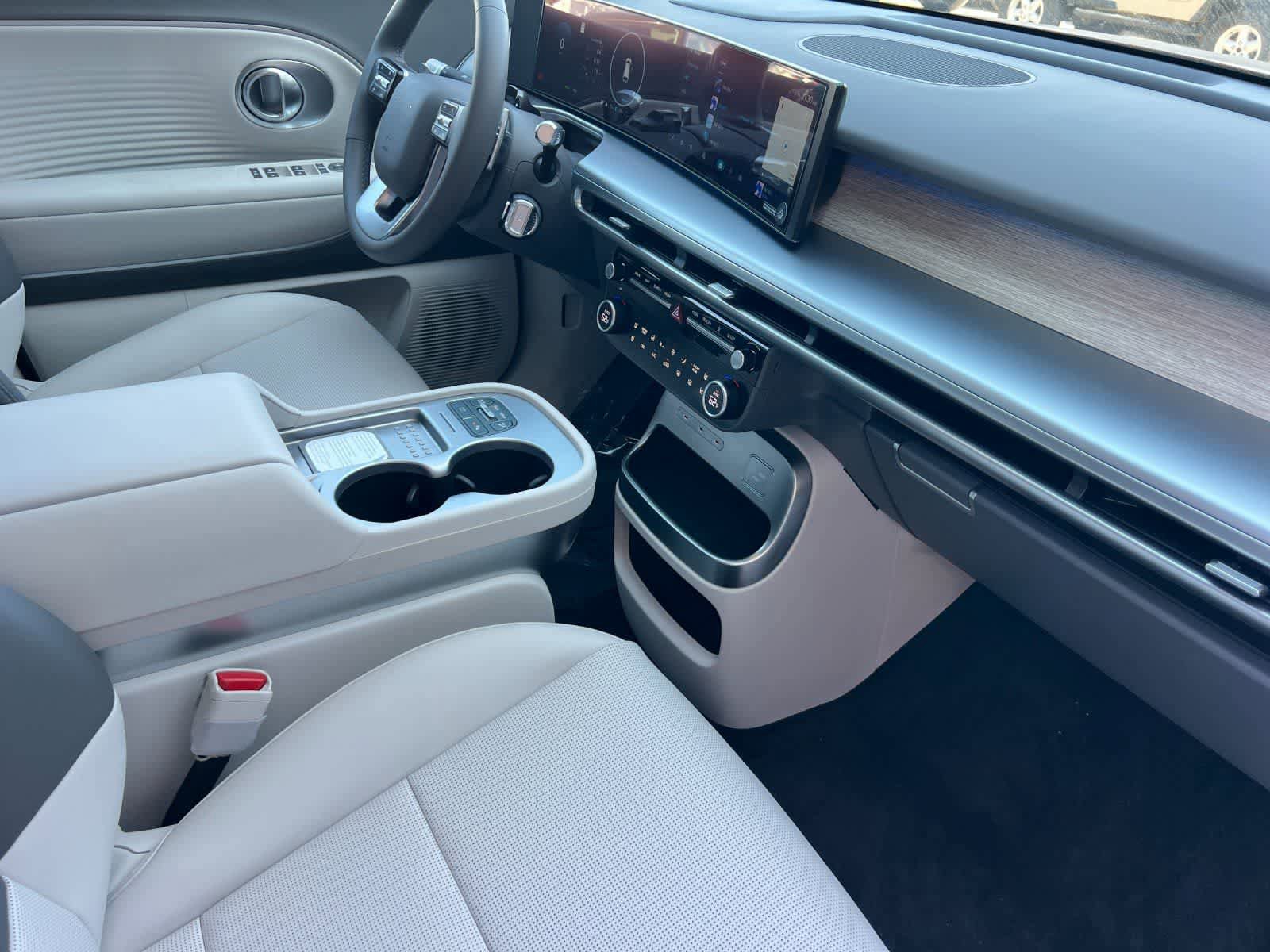 New 2026 Hyundai Ioniq 9 SEL image 17