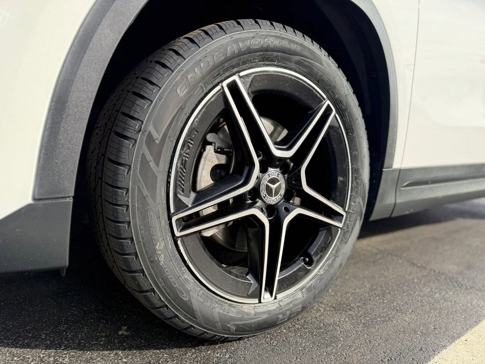 Used 2023 Mercedes-Benz GLA 250 4MATIC image 31