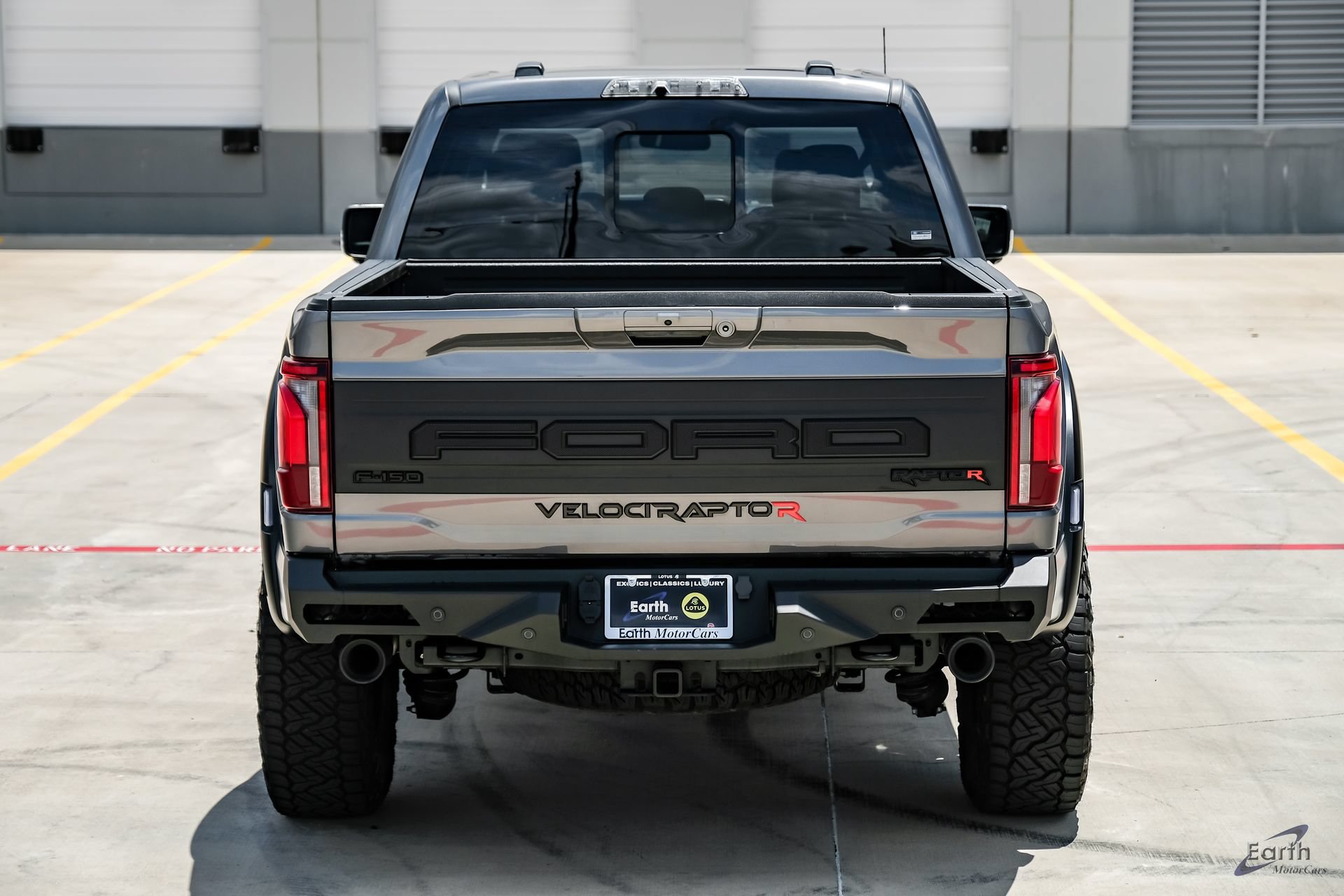 Used 2025 Ford F150 Raptor w/ Equipment Group 803A Raptor R AWD/4WD image 15