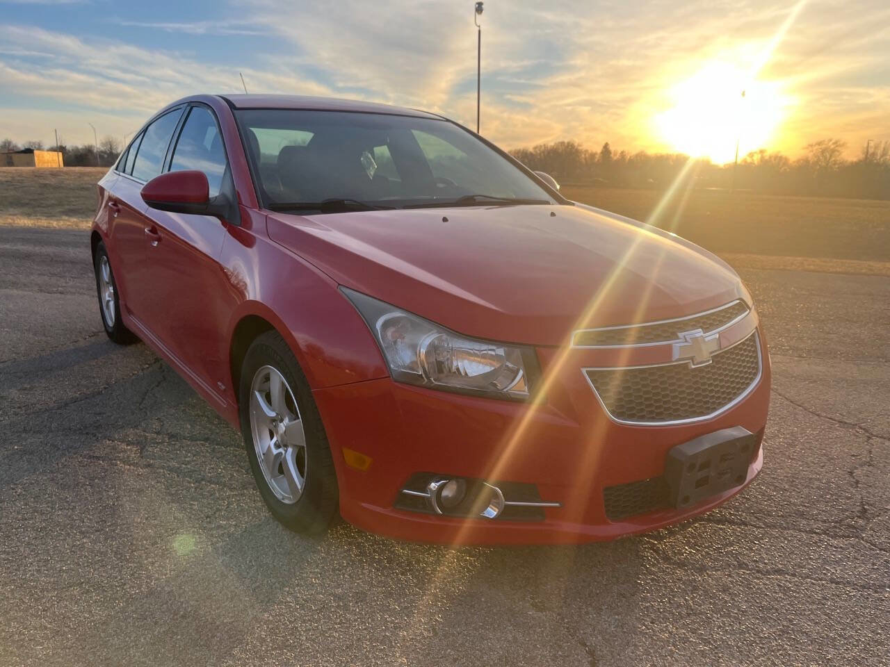 Used 2013 Chevrolet Cruze LT w/ RS Package image 3