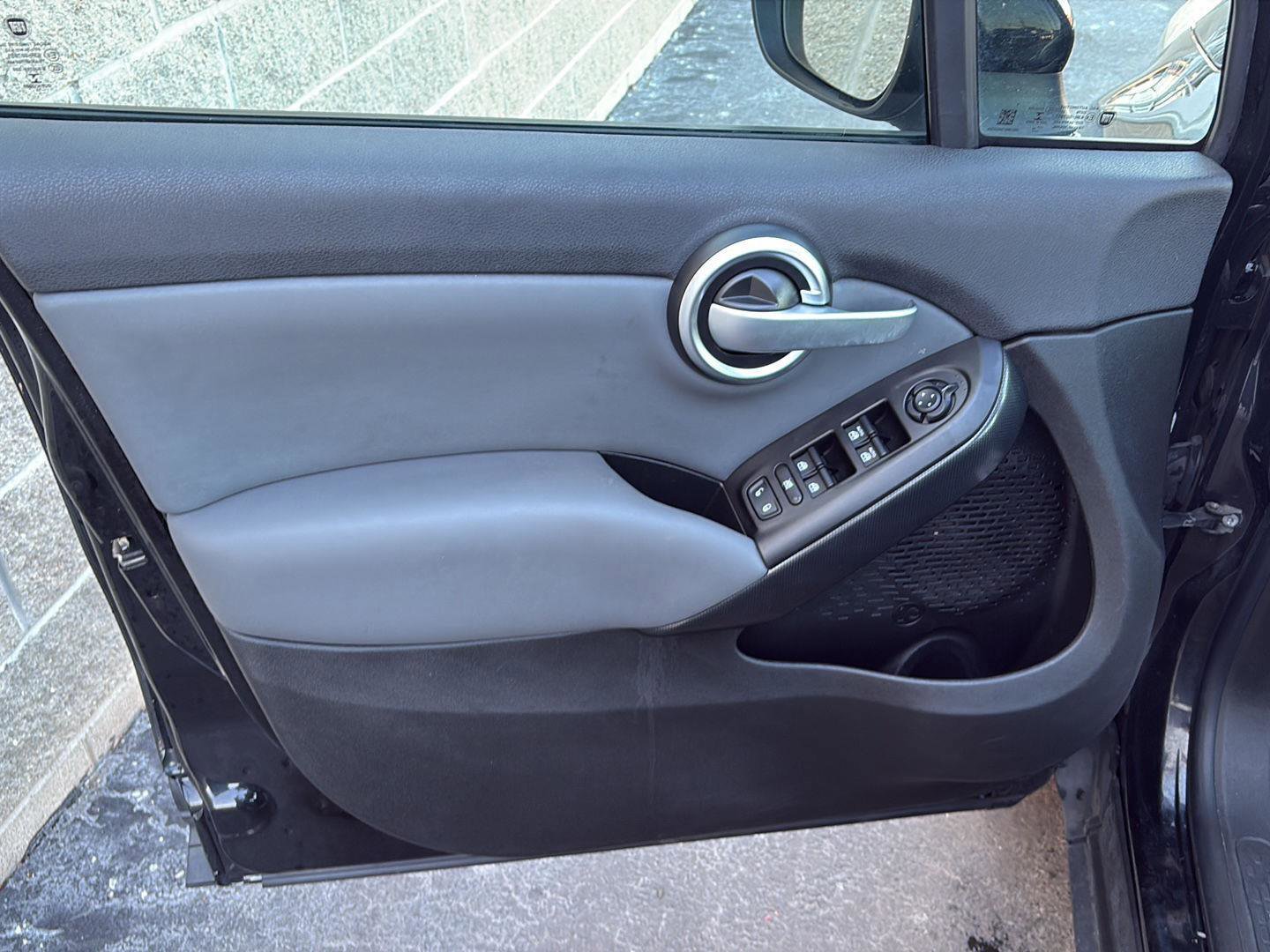 Used 2016 FIAT 500X Pop image 4