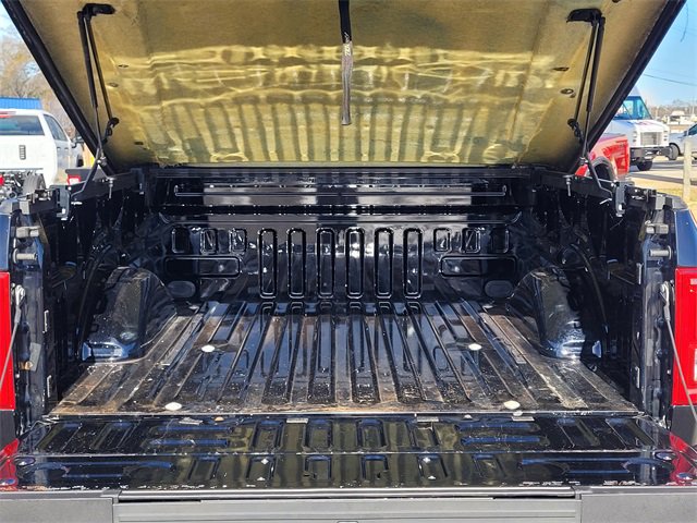 Used 2016 Ford F150 Lariat w/ Equipment Group 502A Luxury image 8