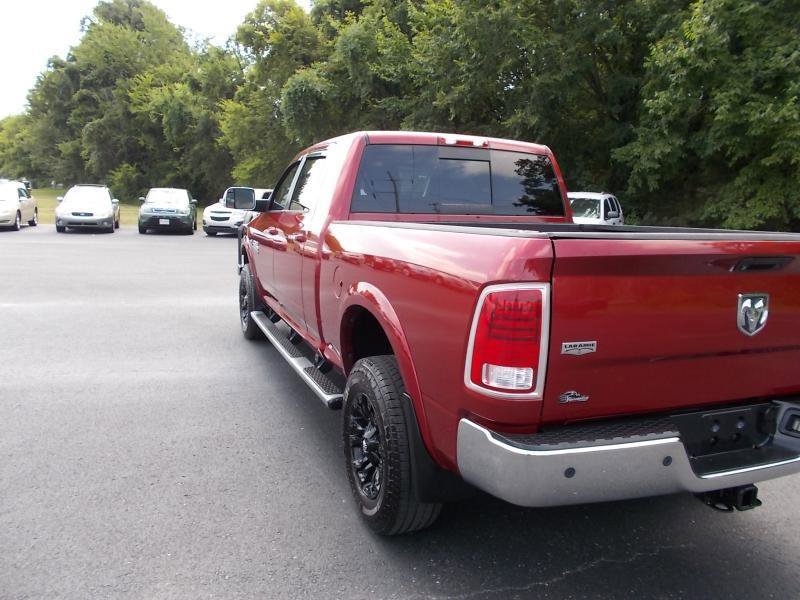 Used 2015 RAM 3500 Laramie AWD/4WD image 4