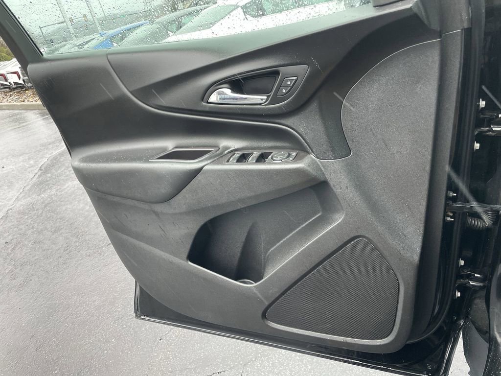 Used 2020 Chevrolet Equinox LT image 19