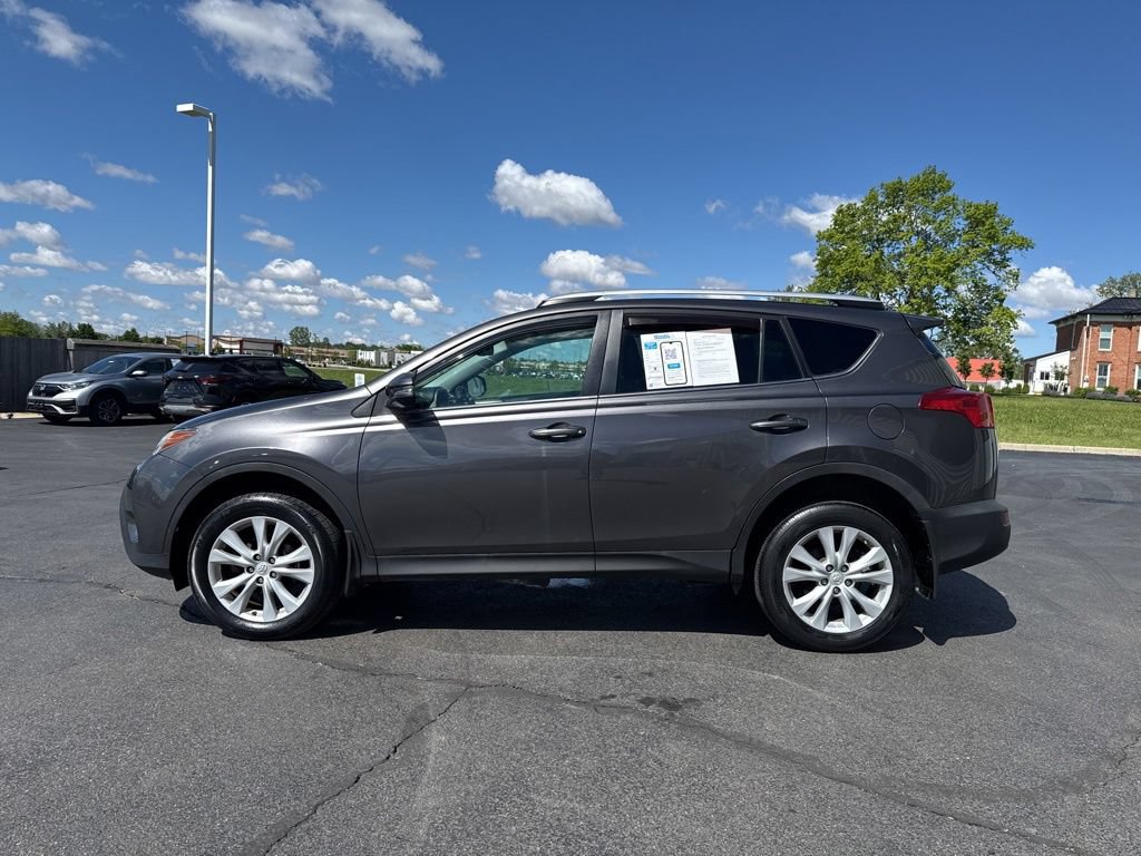 Used 2014 Toyota RAV4 Limited w/ Technology Package AWD/4WD image 4