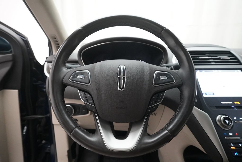Used 2019 Lincoln MKC Reserve w/ Canadian Touring Package AWD/4WD image 4