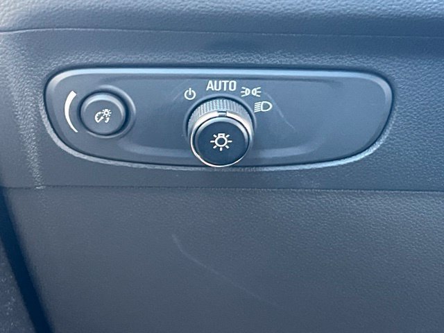 Used 2023 Buick Envision Preferred AWD/4WD image 5