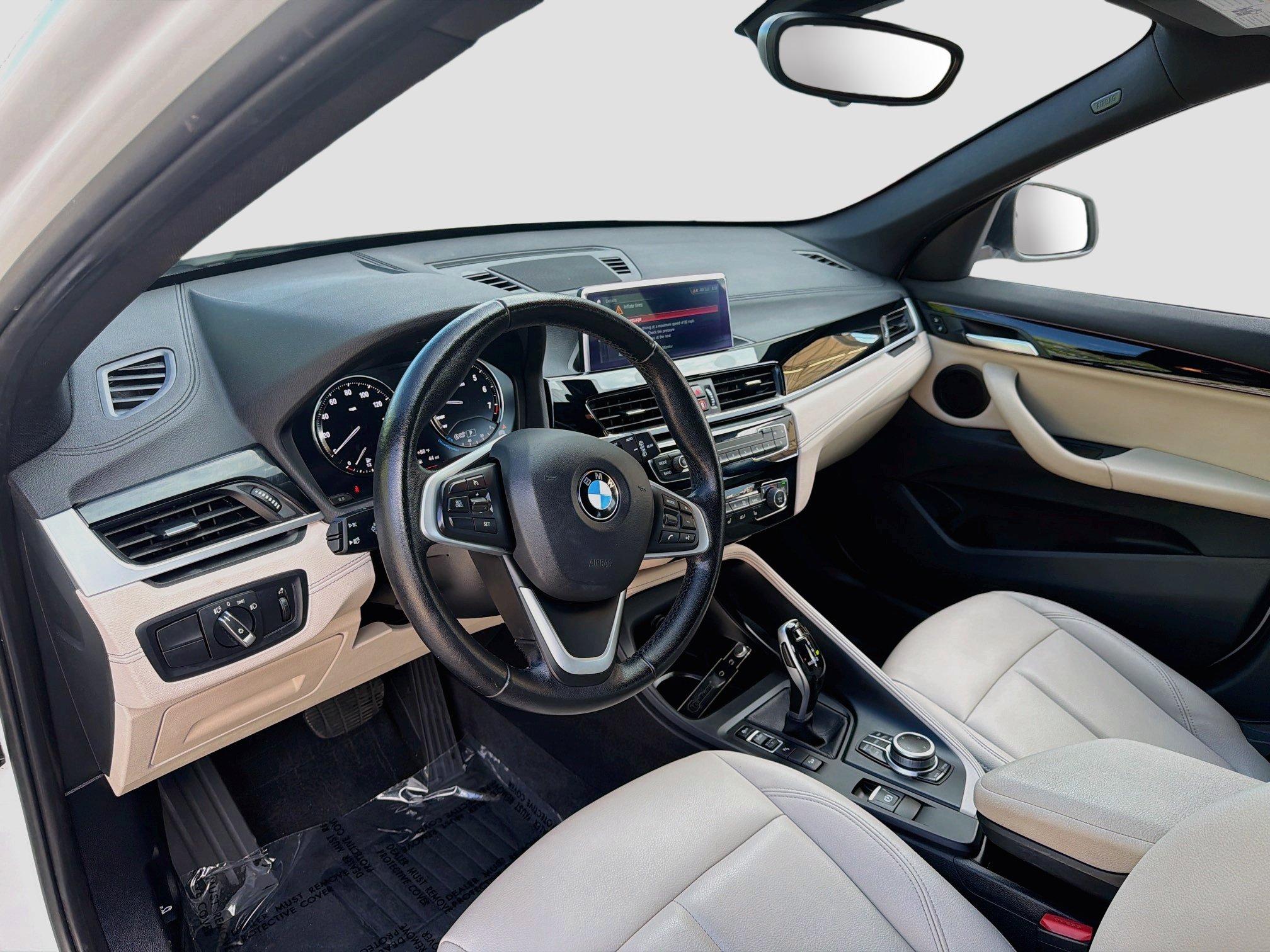 Used 2020 BMW X1 xDrive28i AWD/4WD image 9