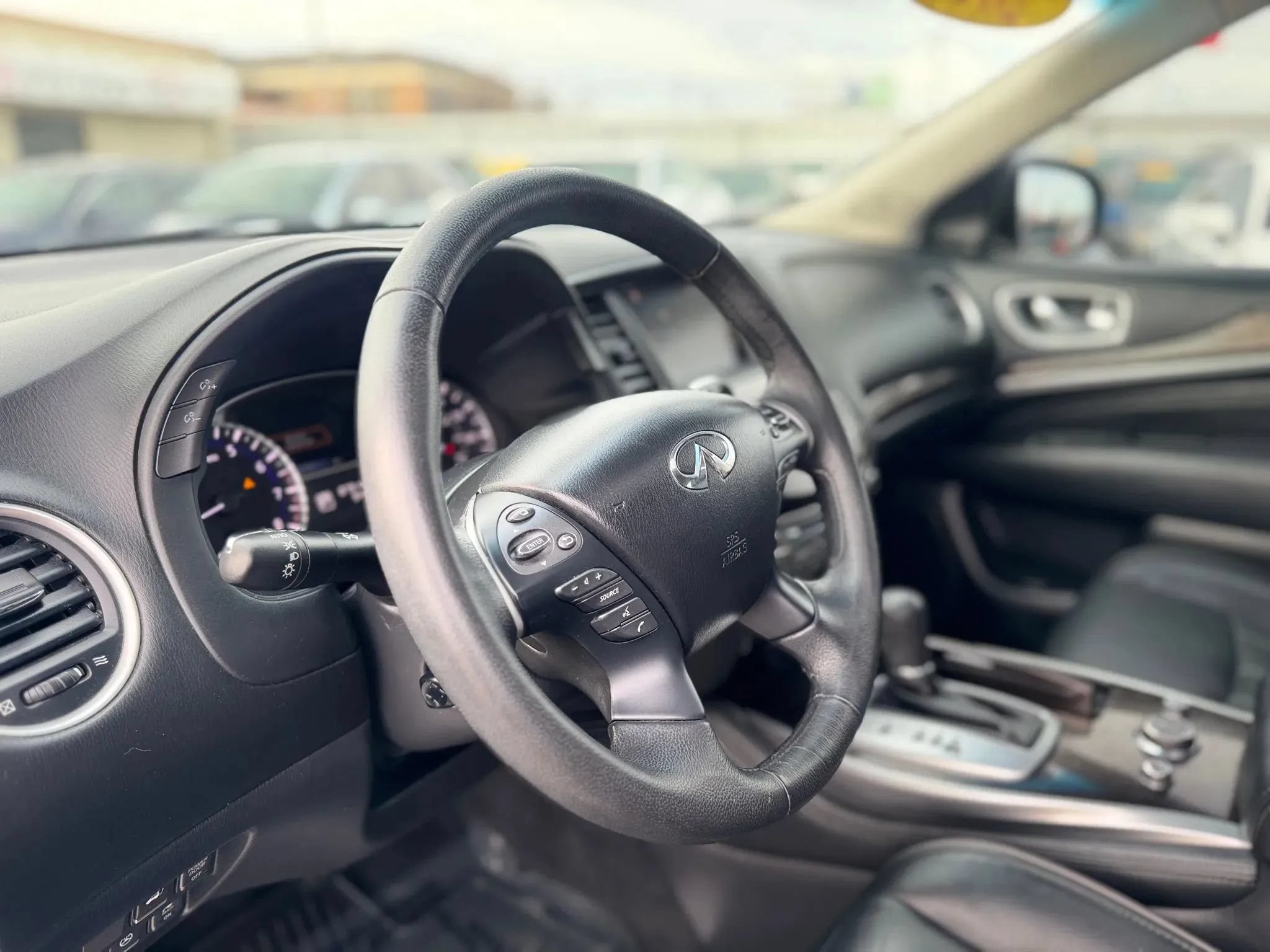 Used 2013 INFINITI JX35 FWD w/ Premium Pkg image 13