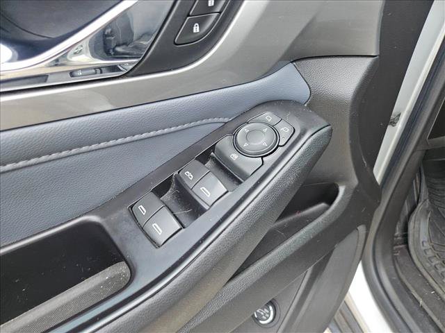 Used 2018 Chevrolet Traverse LT AWD/4WD image 13