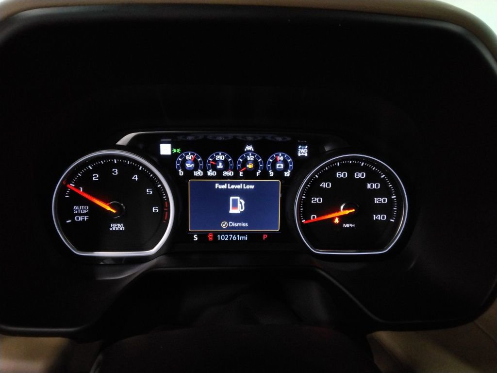 Used 2021 Chevrolet Tahoe Premier w/ Premium Package image 17