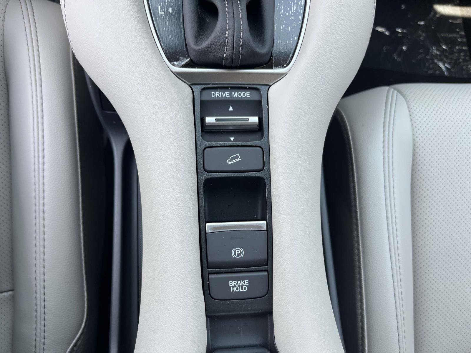 New 2026 Honda HR-V EX-L image 14