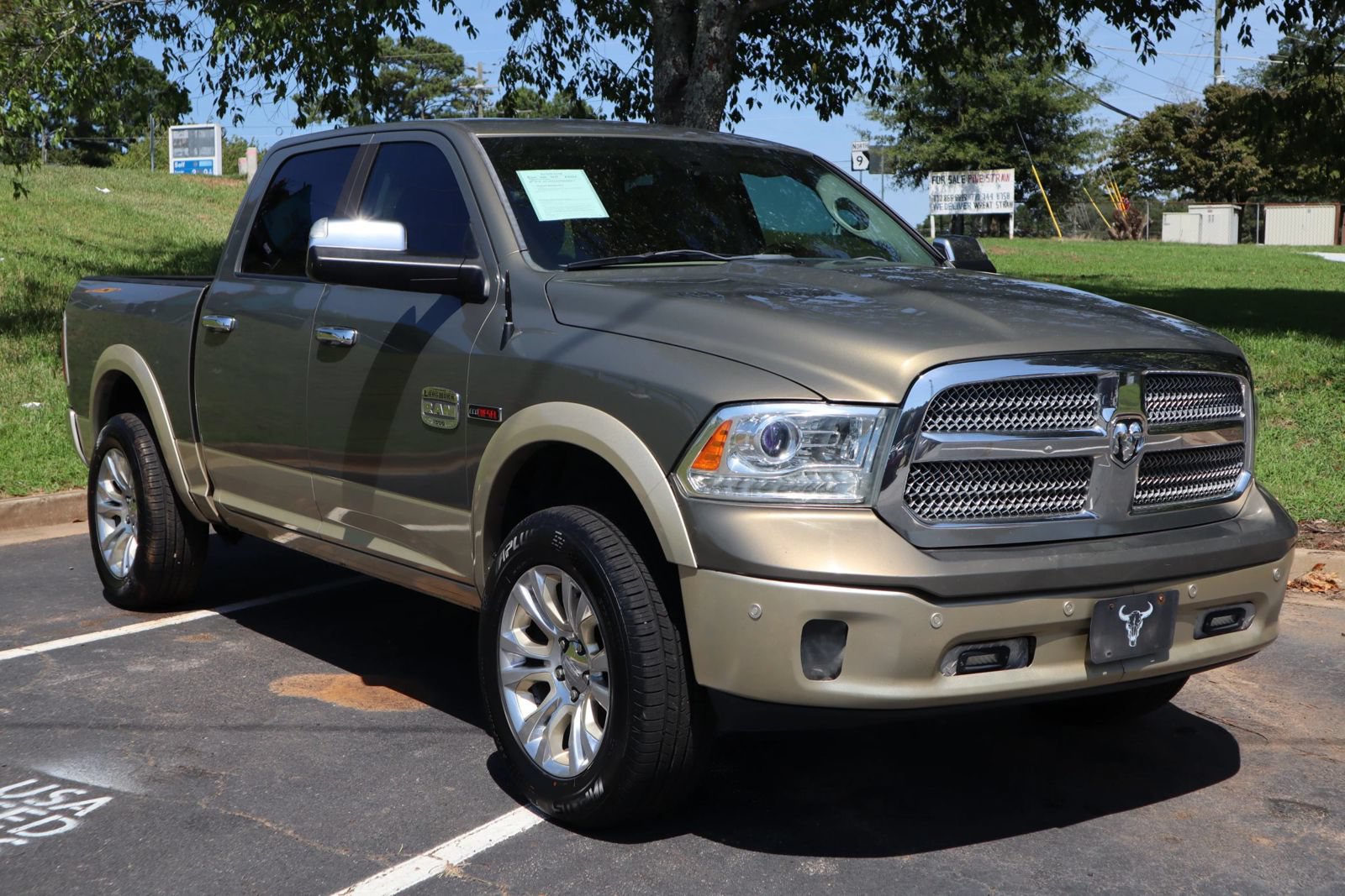 Used 2015 RAM 1500 Laramie Longhorn w/ Convenience Group AWD/4WD image 3