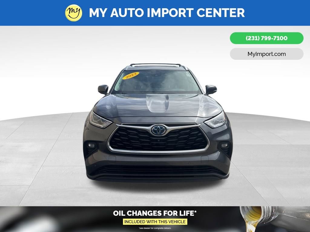 Used 2023 Toyota Highlander Limited video 2