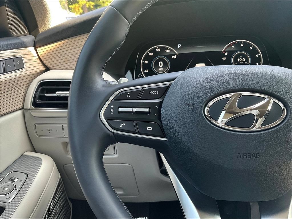Used 2022 Hyundai Palisade Limited FWD image 10