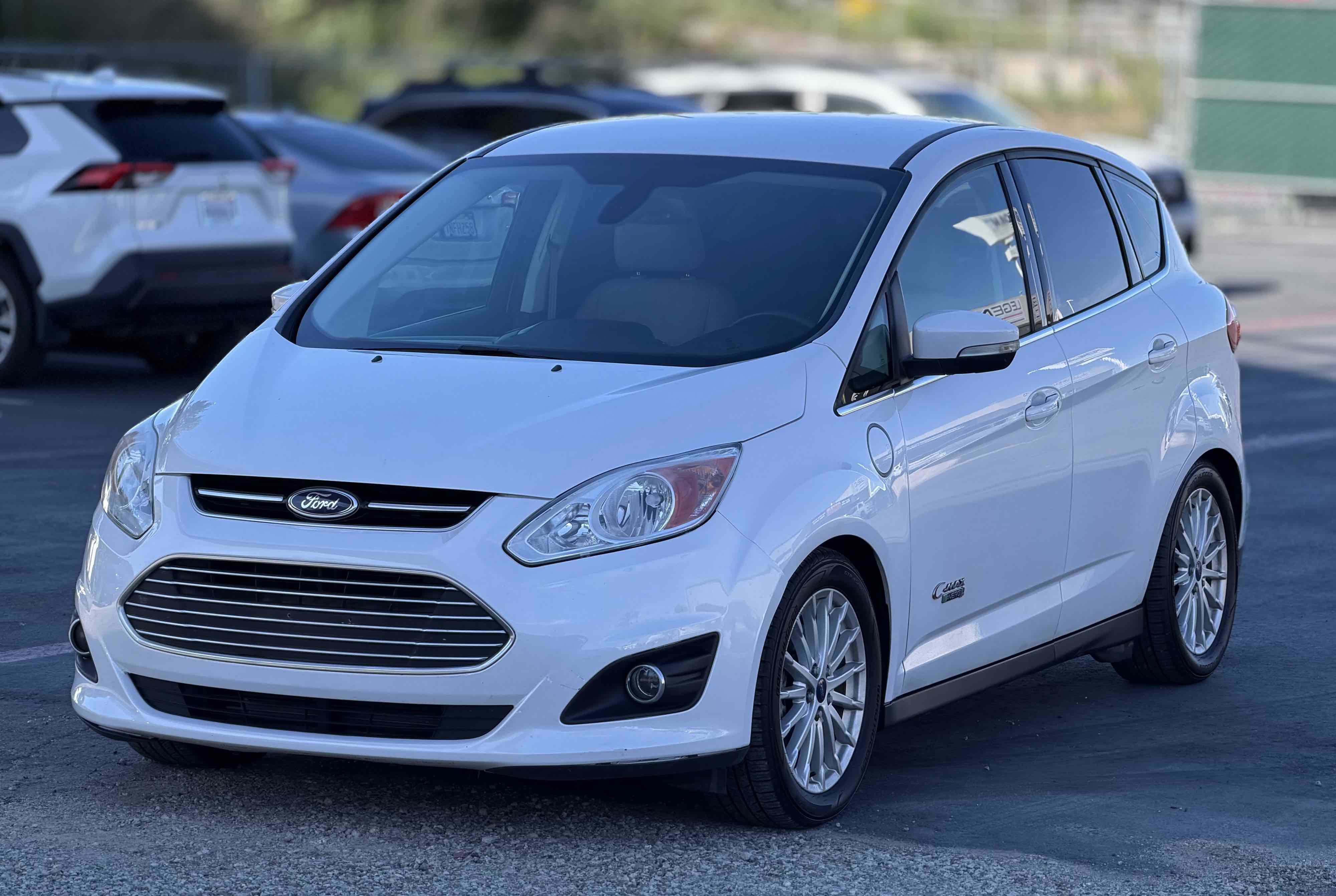 Used 2016 Ford C-MAX Energi SEL w/ Equipment Group 302A image 3