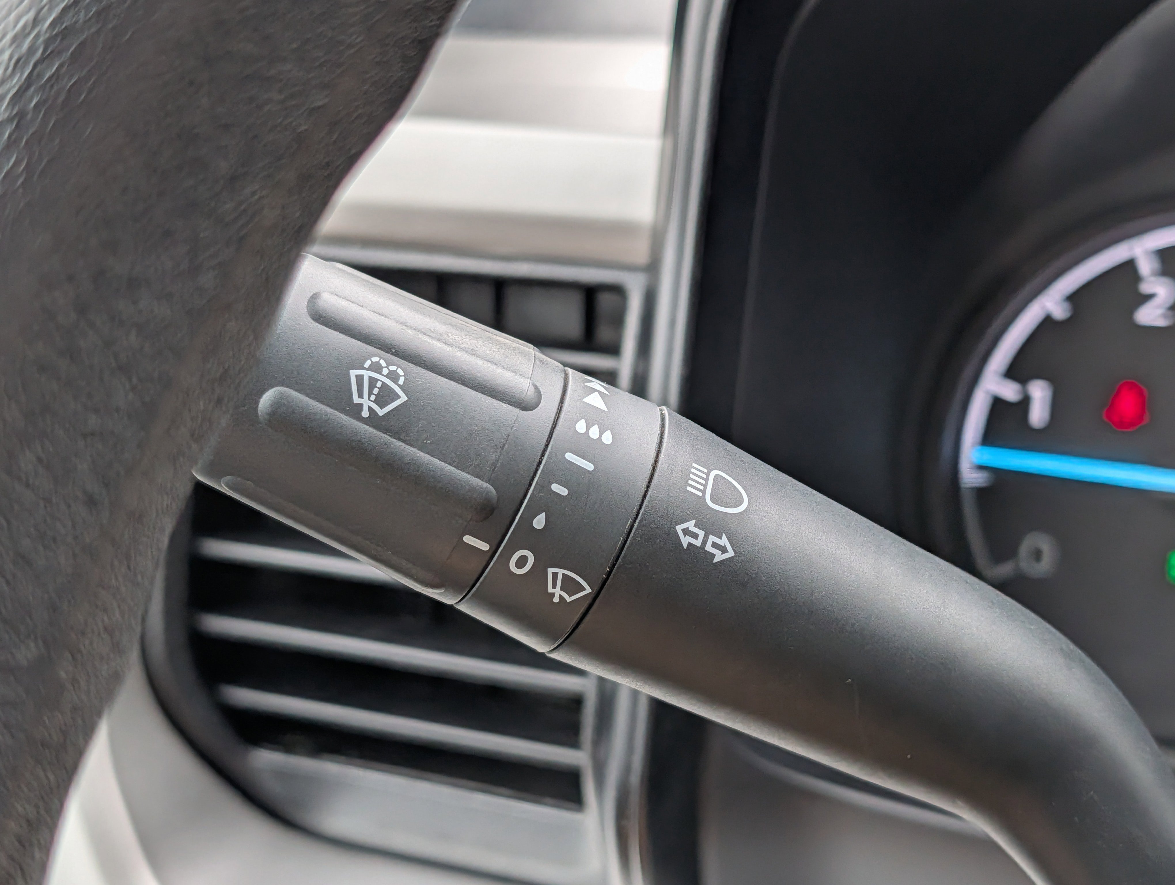 Used 2025 Ford F250 XLT image 27