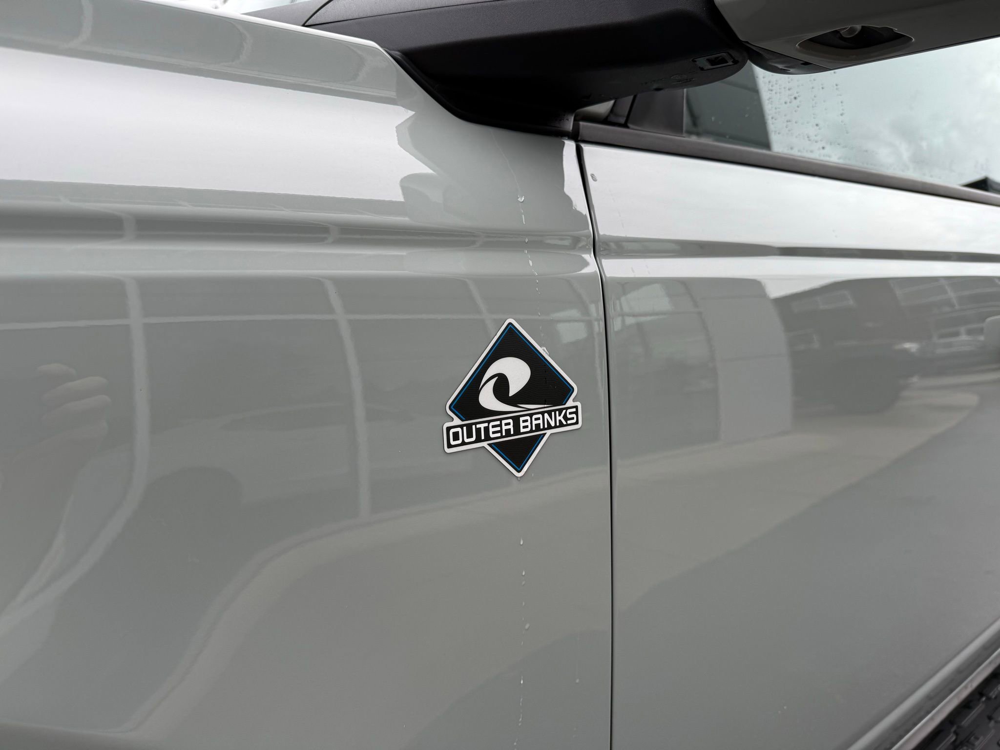 Used 2024 Ford Bronco Outer Banks image 17