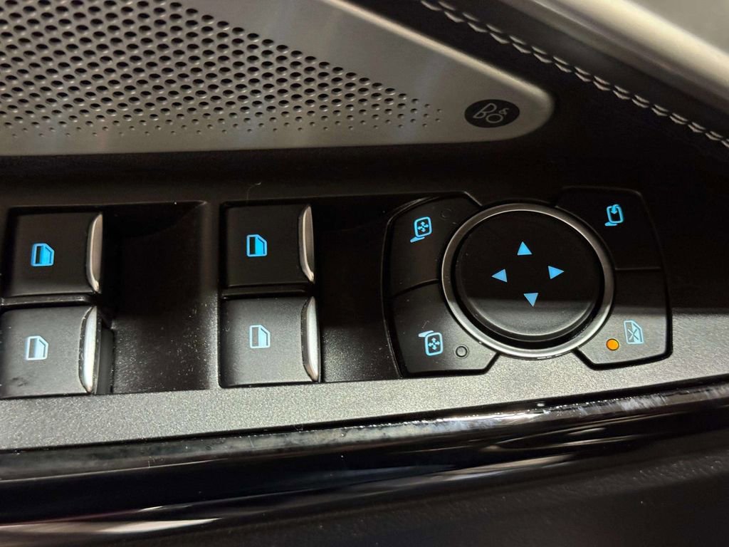 Used 2022 Ford Explorer ST w/ Equipment Group 401A image 9