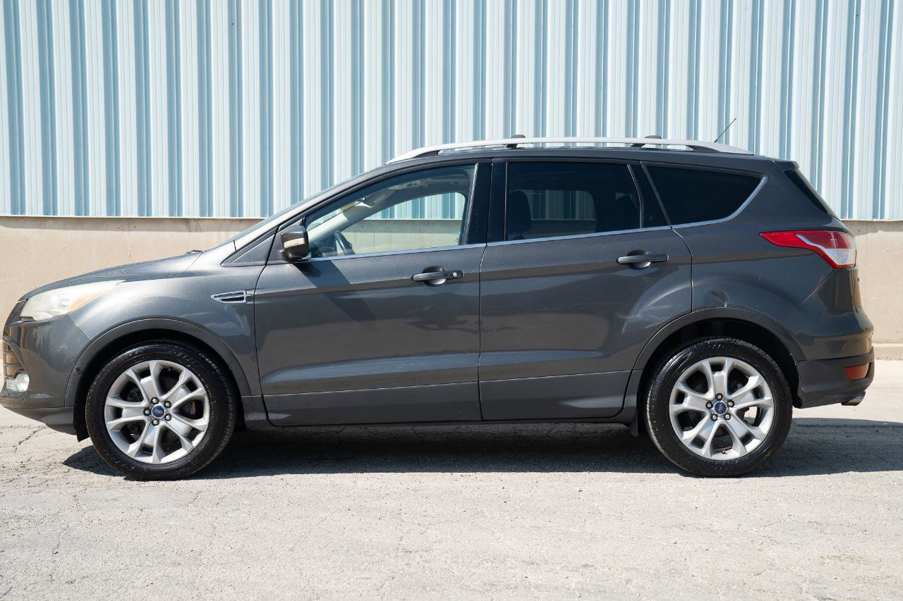Used 2015 Ford Escape Titanium w/ Equipment Group 301A AWD/4WD image 6