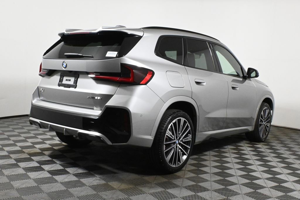Used 2025 BMW X1 xDrive28i w/ M Sport Package image 7