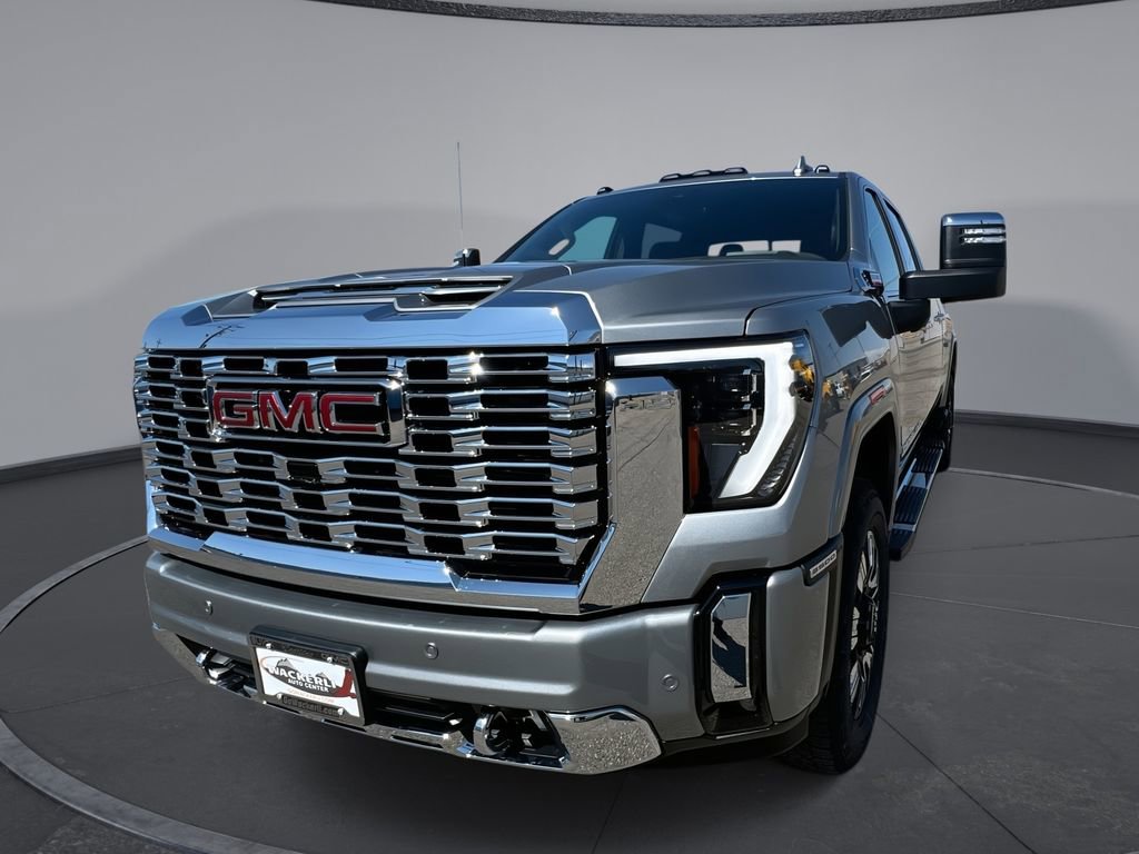 New 2026 GMC Sierra 3500 Denali w/ Denali Reserve Package