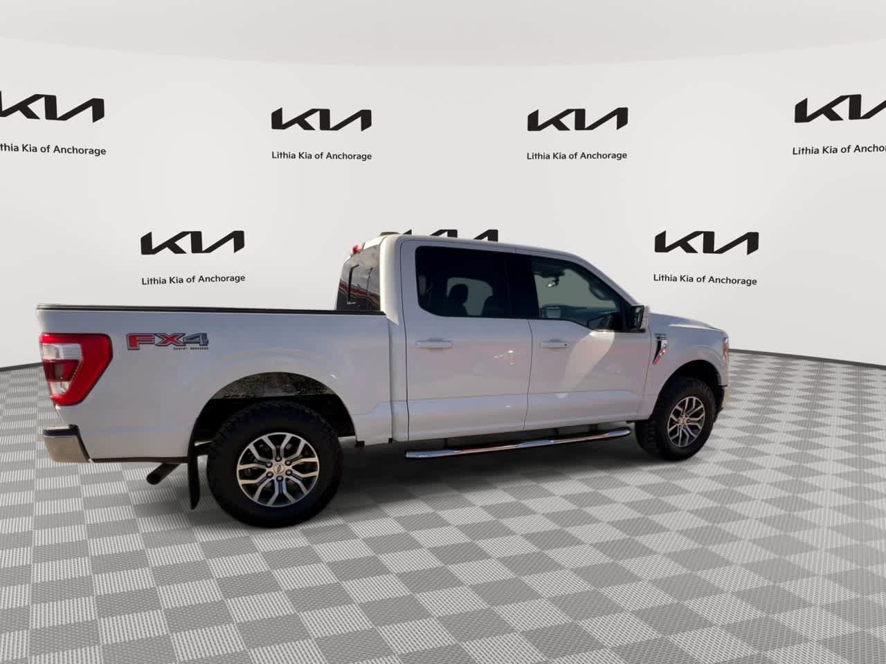 Used 2021 Ford F150 Lariat w/ FX4 Off-Road Package AWD/4WD image 2