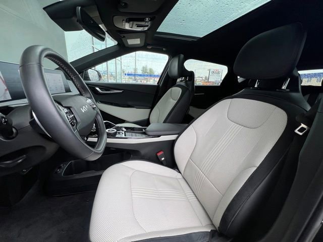 Used 2024 Kia EV6 GT-Line w/ GT-Line White Seat Package image 12