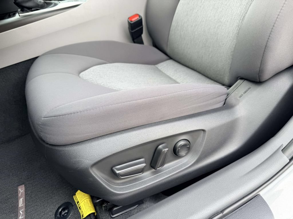 Certified 2022 Toyota Camry LE FWD image 18