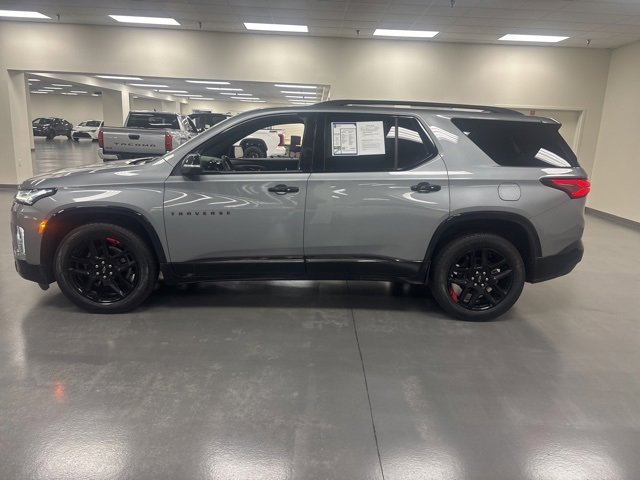 Used 2023 Chevrolet Traverse Premier w/ Redline Edition image 4