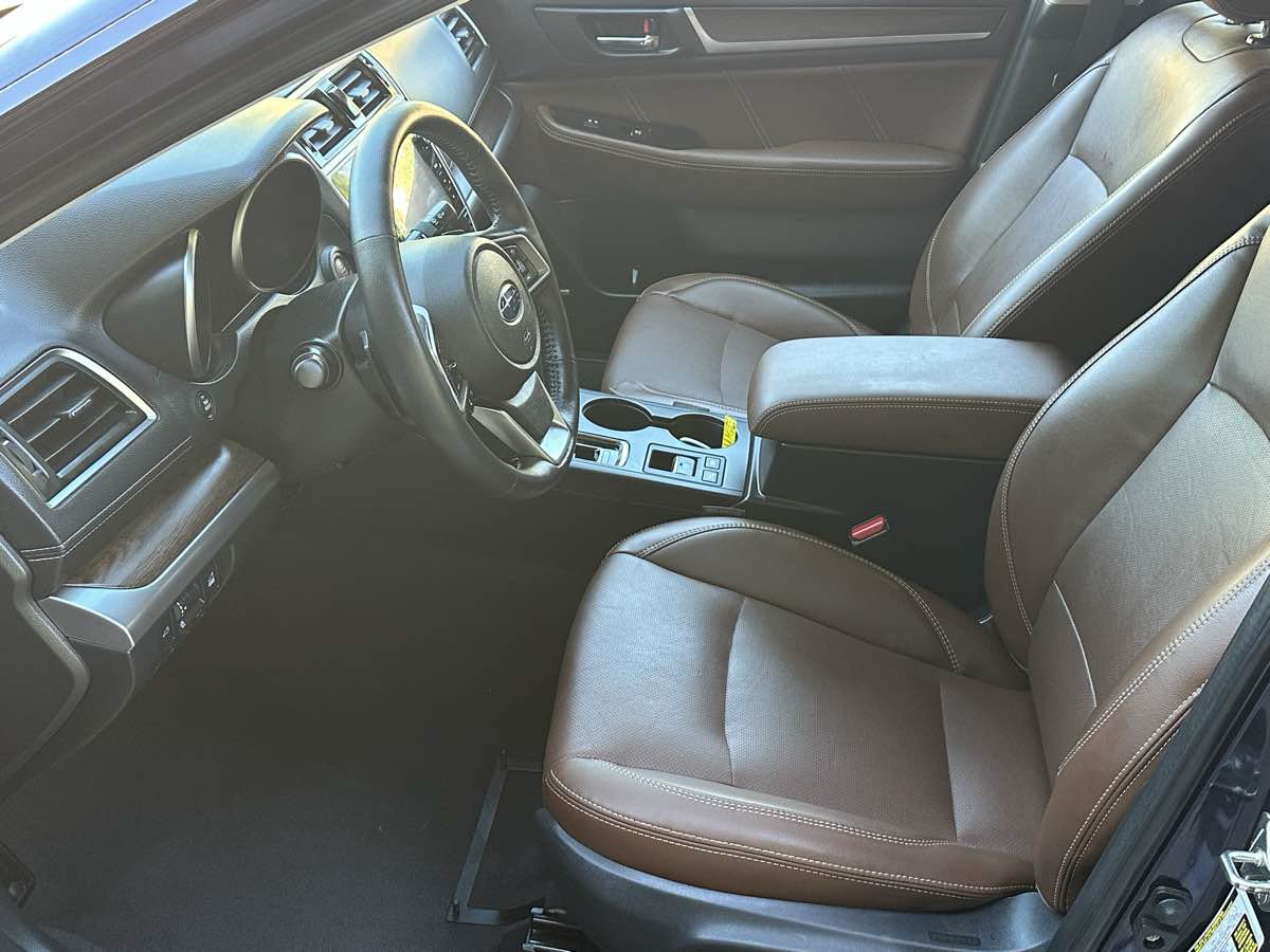 Used 2018 Subaru Outback 3.6R Touring AWD/4WD image 22