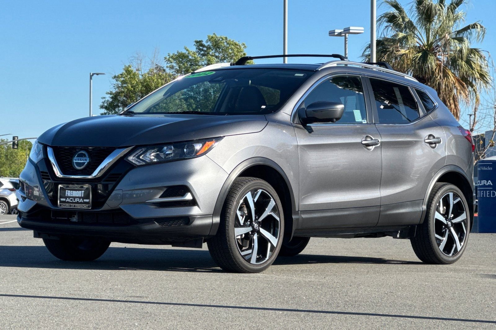 Used 2022 Nissan Rogue Sport SL image 8
