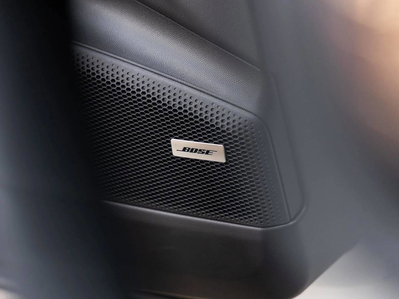 Used 2025 Porsche Macan 4S Electric image 83