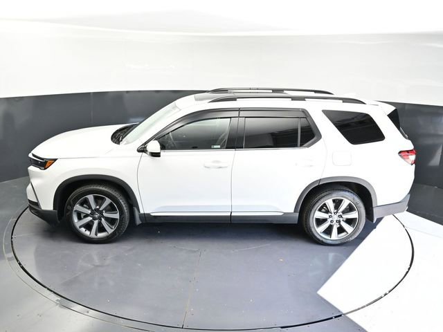 Used 2025 Honda Pilot Elite image 30