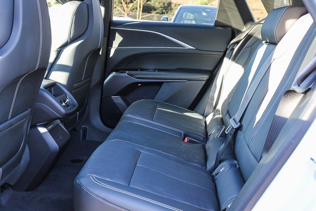 New 2025 Cadillac Lyriq Sport image 21