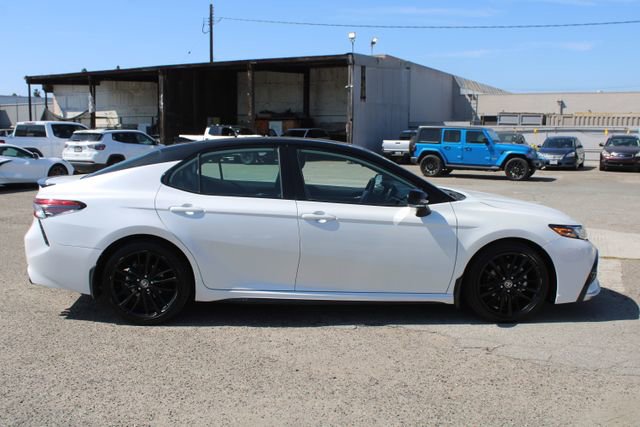 Used 2024 Toyota Camry XSE w/ Navigation Package image 3
