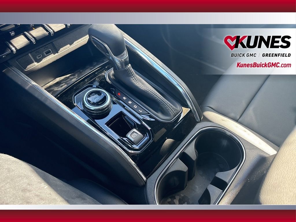 New 2025 GMC Canyon Elevation w/ Convenience Package image 29
