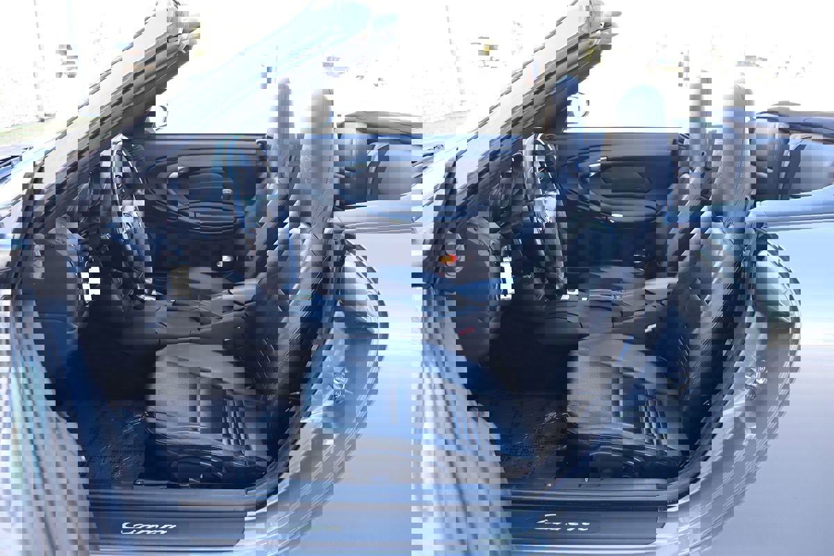 Used 2002 Porsche 911 Carrera image 31