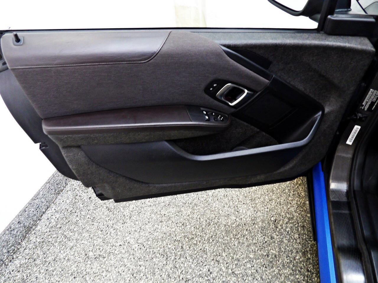 Used 2017 BMW i3 w/ Range Extender RWD image 7