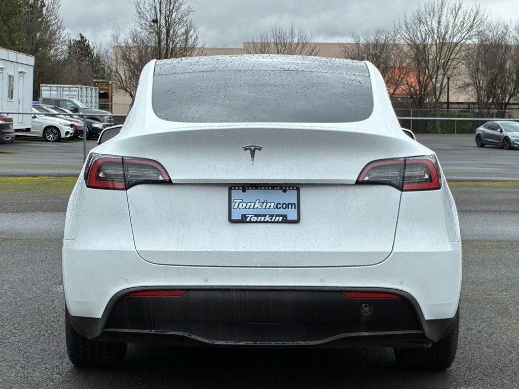 Used 2020 Tesla Model Y Long Range image 6