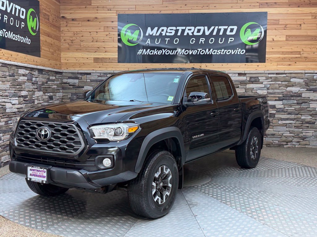 Used 2020 Toyota Tacoma TRD Off-Road w/ TRD Premium Off Road Package AWD/4WD image 11