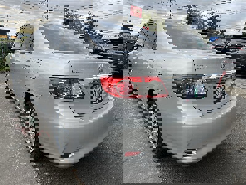 Used 2013 Toyota Corolla LE FWD image 3