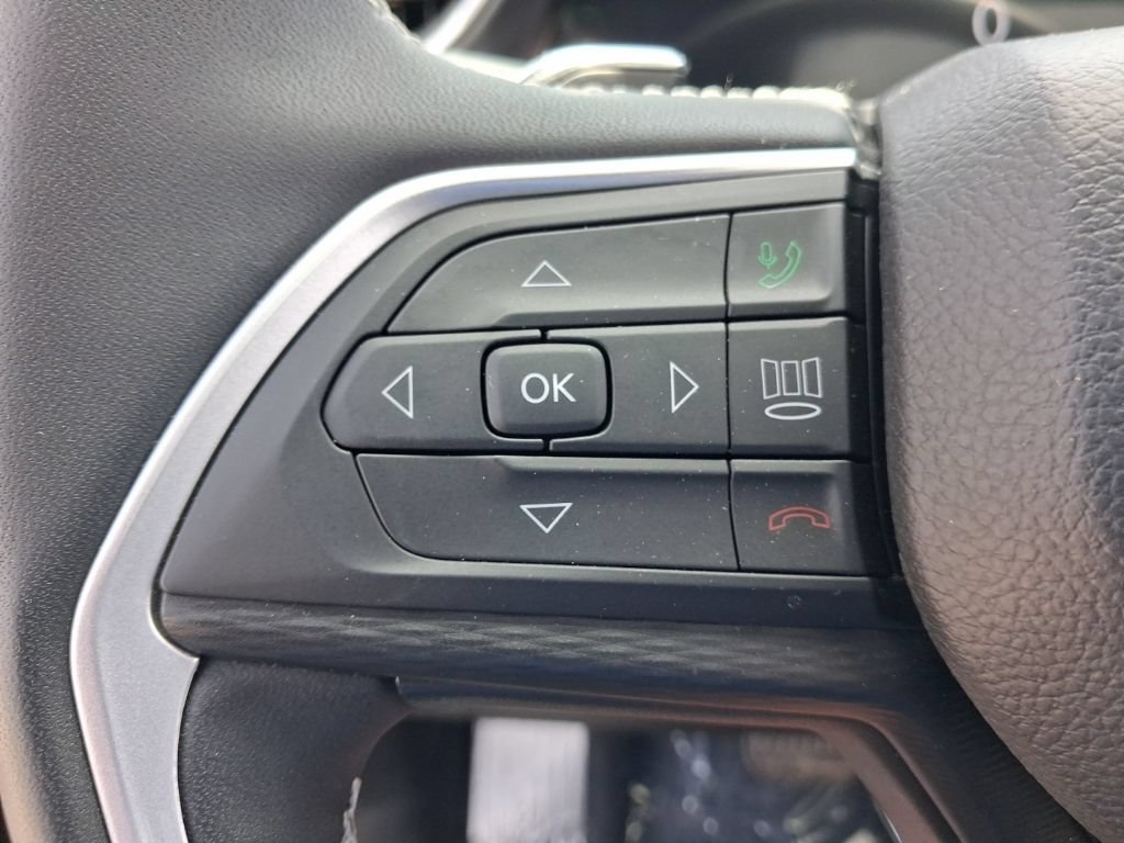 Certified 2023 Jeep Grand Cherokee Altitude AWD/4WD image 23