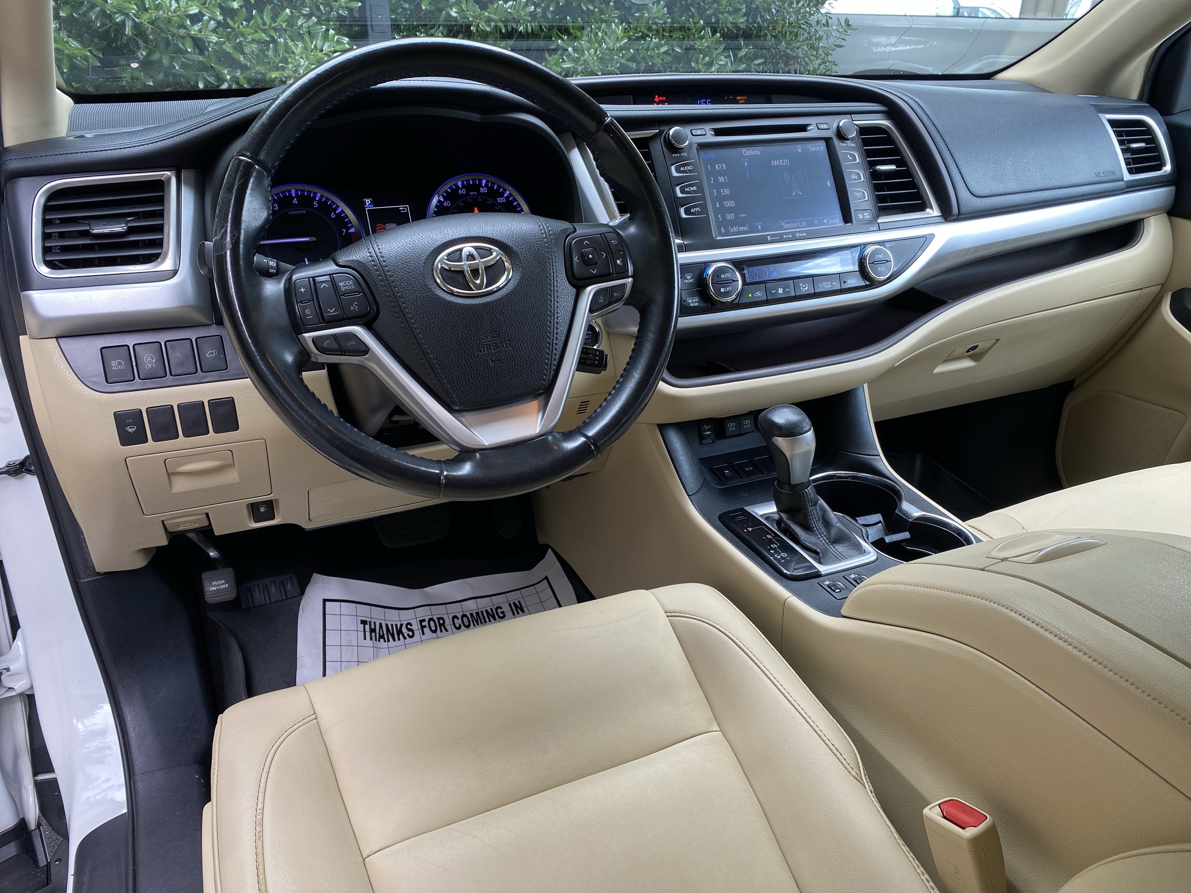 Used 2019 Toyota Highlander XLE FWD image 33